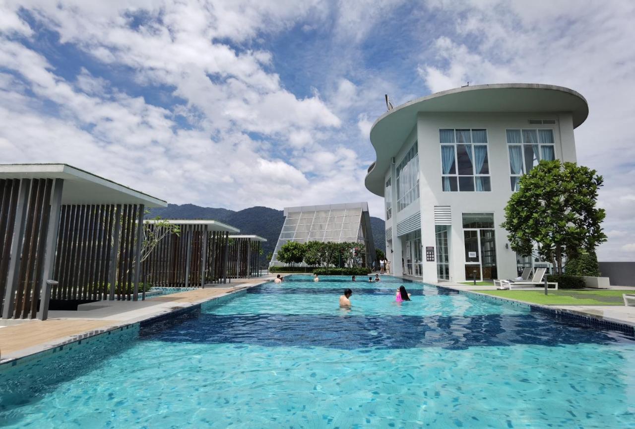 Windmill Upon Hills Luxurious Sky Villa 360 Sky Pool Heated Pool Mountainous Genting View Genting Highland By Heritage Genting Highlands Zewnętrze zdjęcie