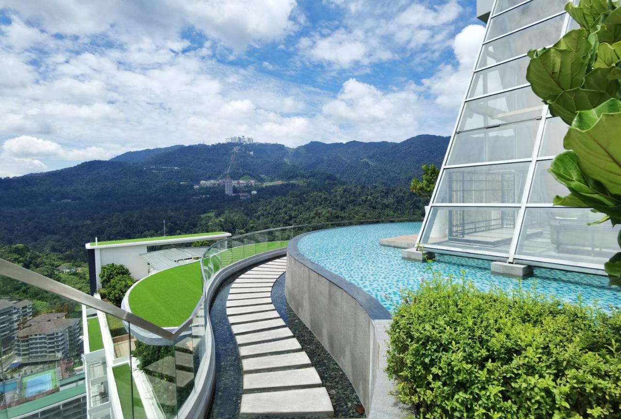 Windmill Upon Hills Luxurious Sky Villa 360 Sky Pool Heated Pool Mountainous Genting View Genting Highland By Heritage Genting Highlands Zewnętrze zdjęcie